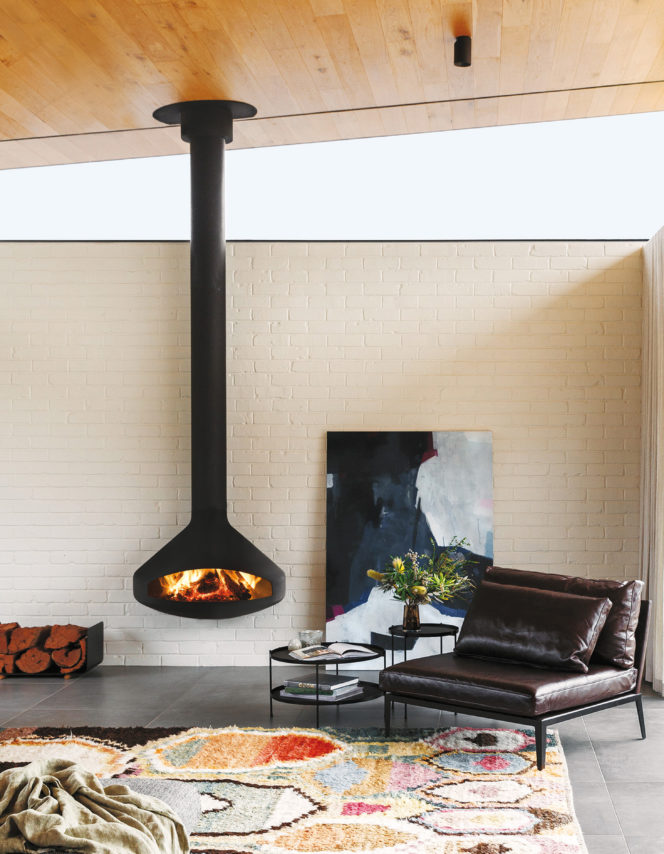Paxfocus wallmounted suspended fireplace