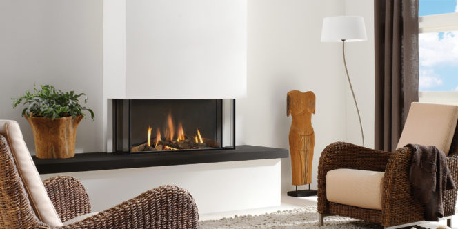 Bay Style Modern Gas Fireplace with Safety Screen