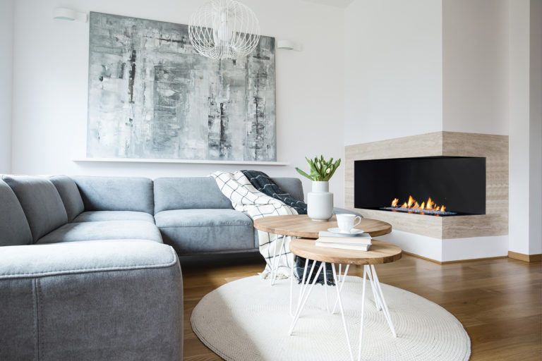 H Series Corner: linear vent-free fireplace available in multiple sizes